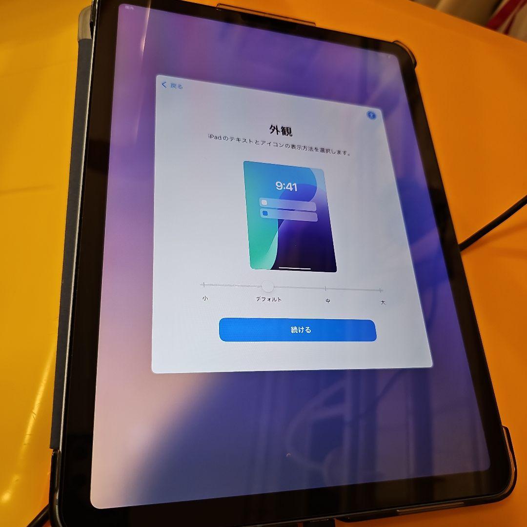 やや訳あり　ipad air simフリー 第5世代　64G