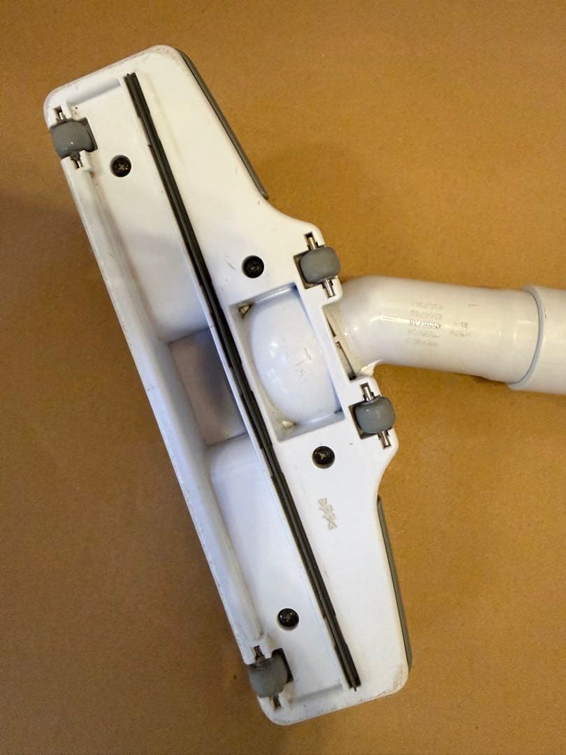 マキタ makita CL107FD スティック型クリーナー (中古 動作品)