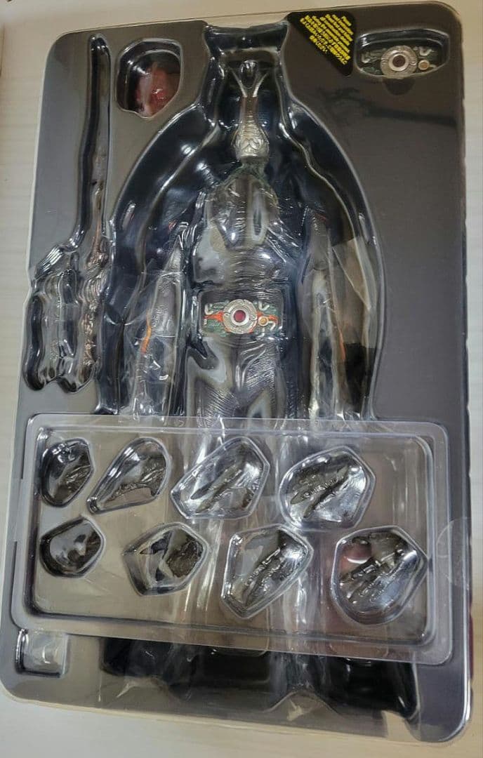 ホットトイズ 仮面ライダー Black sun 1/6 ボーナスアクセサリー付き