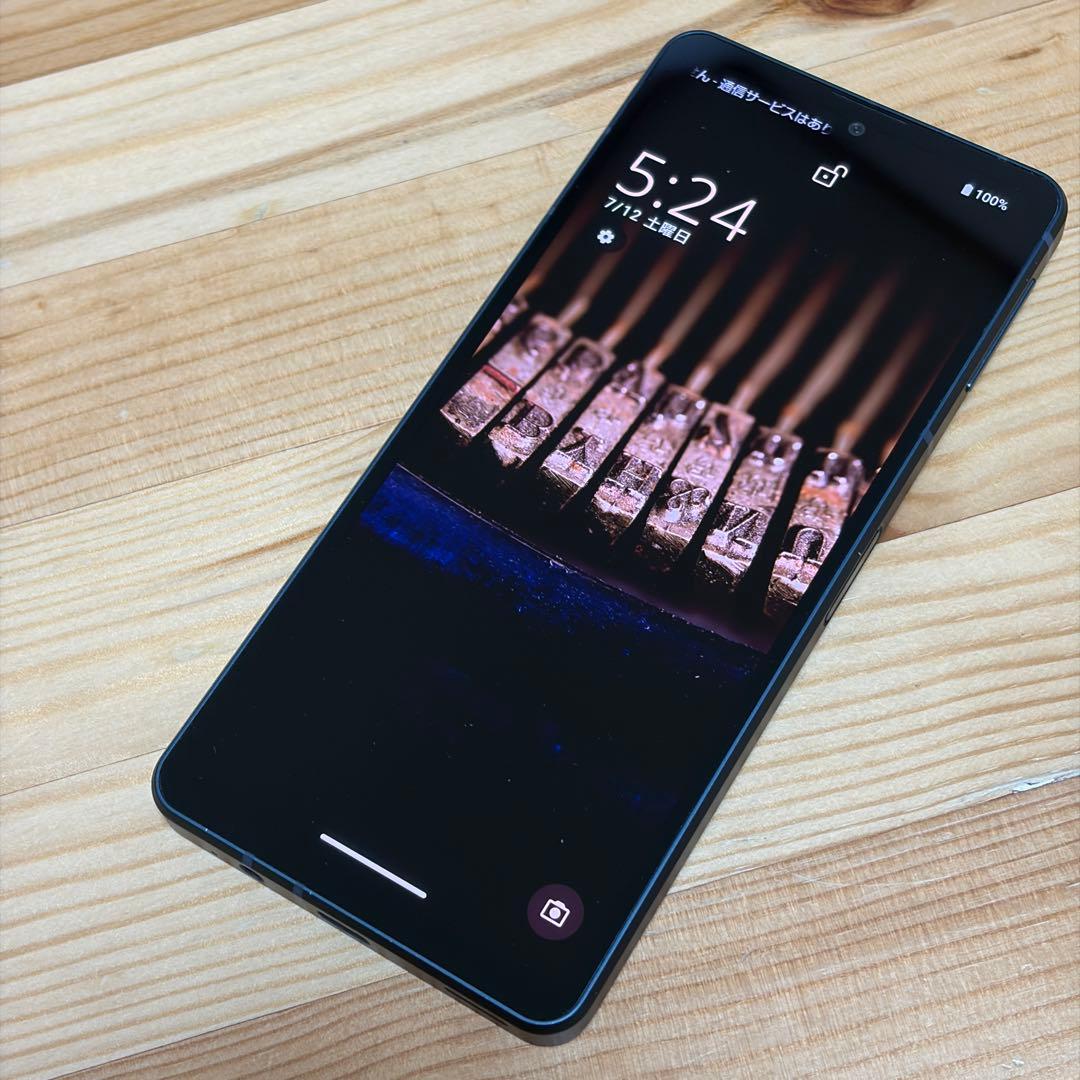 AQUOS Sense8 SIMフリー　外装美品　18700