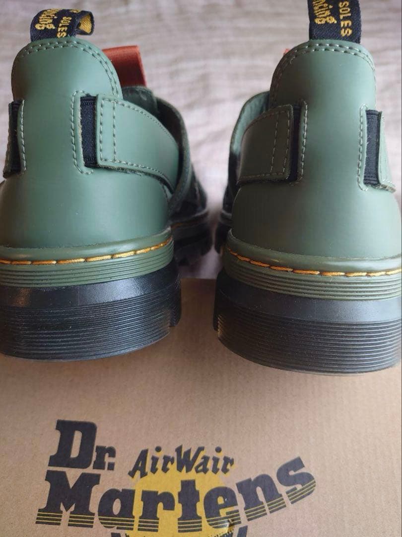 【ほぼ新品】ドクターマーチン PEARSON UK7