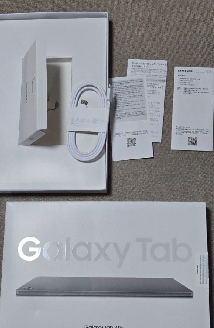 Androidタブレット本体 GALAXY A9+