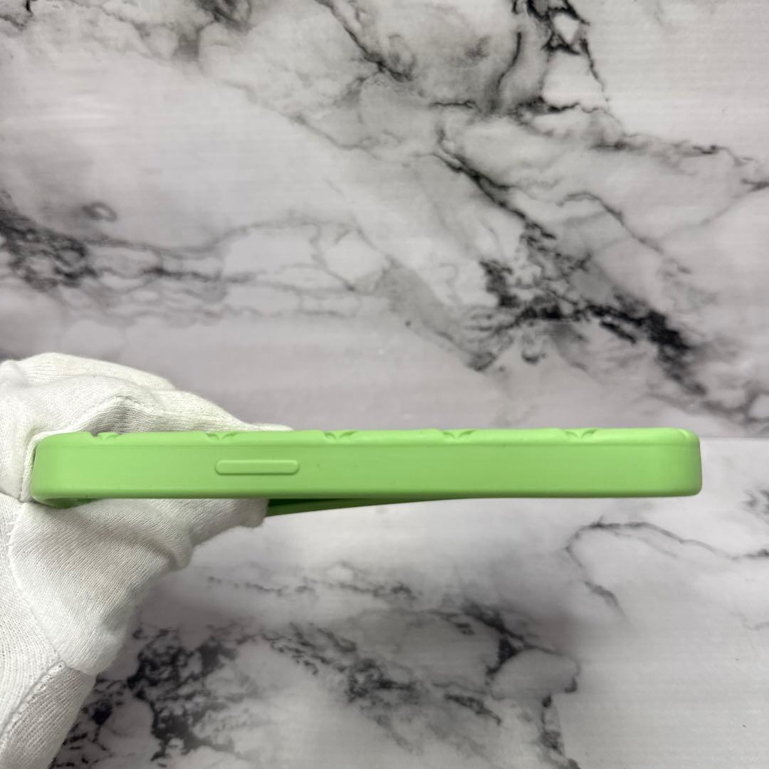 (極美品)大人気、ボッテガ、iPhoneケース、13プロ用、イントレチャート、緑