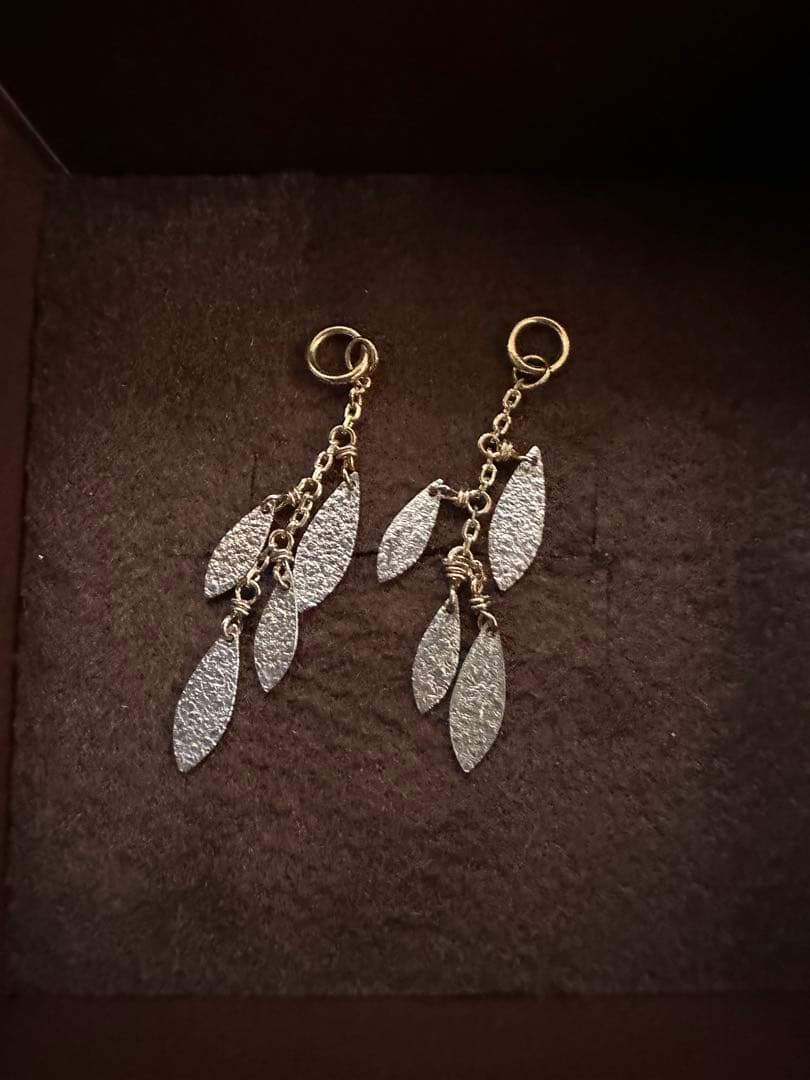 アガット　リーフチャーム美品