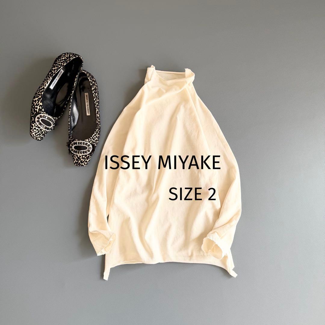 【イッセイミヤケ ISSEY MIYAKE】 変形裾 ハイネック カットソー