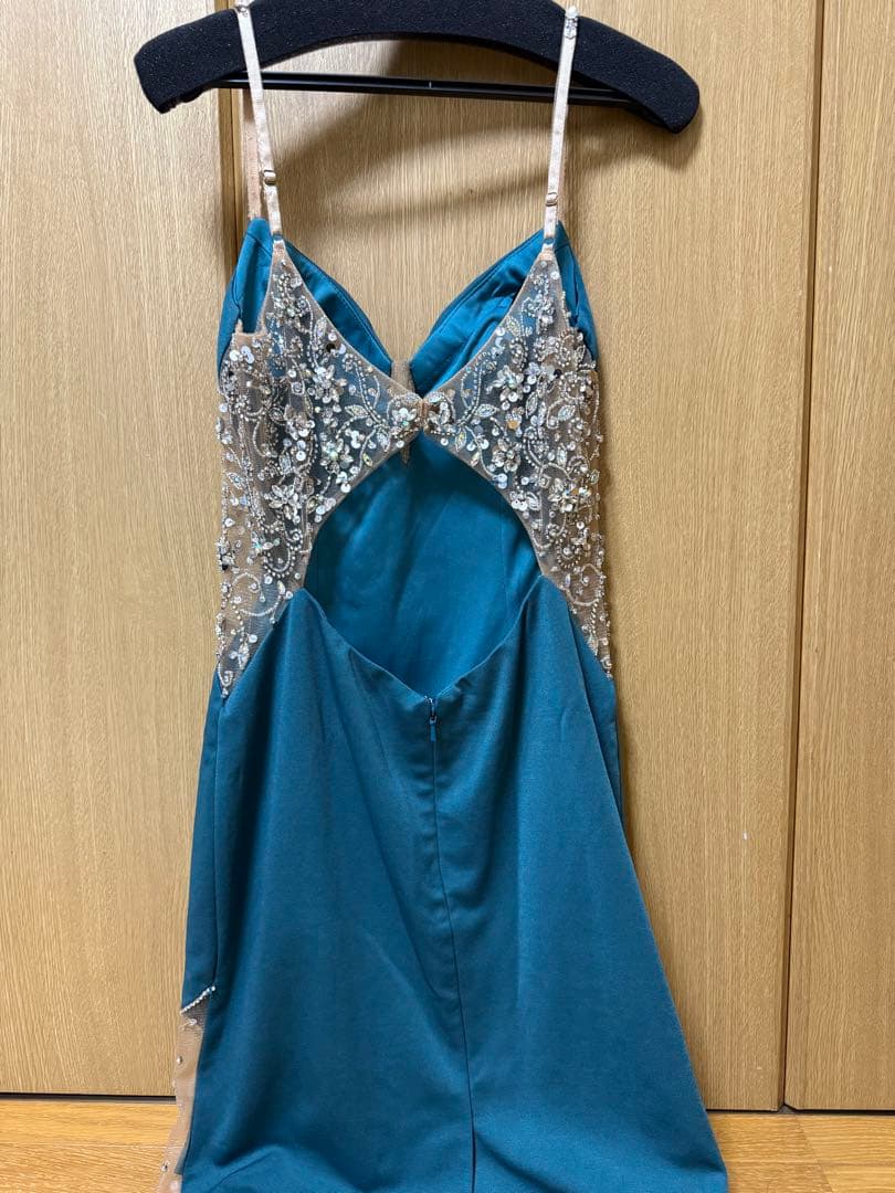 グリーンタイトドレス Mサイズ