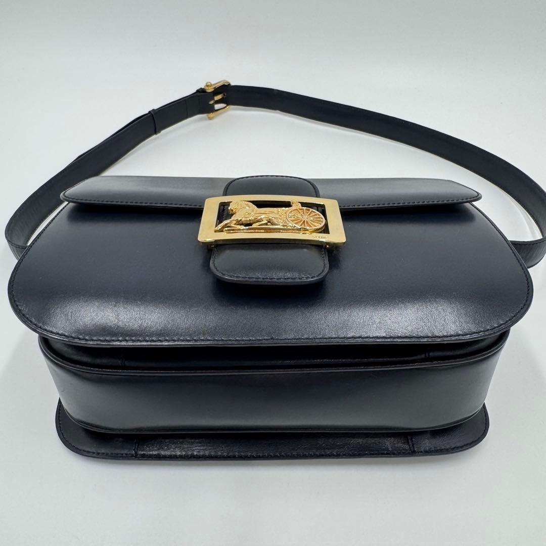 CELINE セリーヌ 馬車金具 カーフ レザー ショルダーバッグ 黒紺