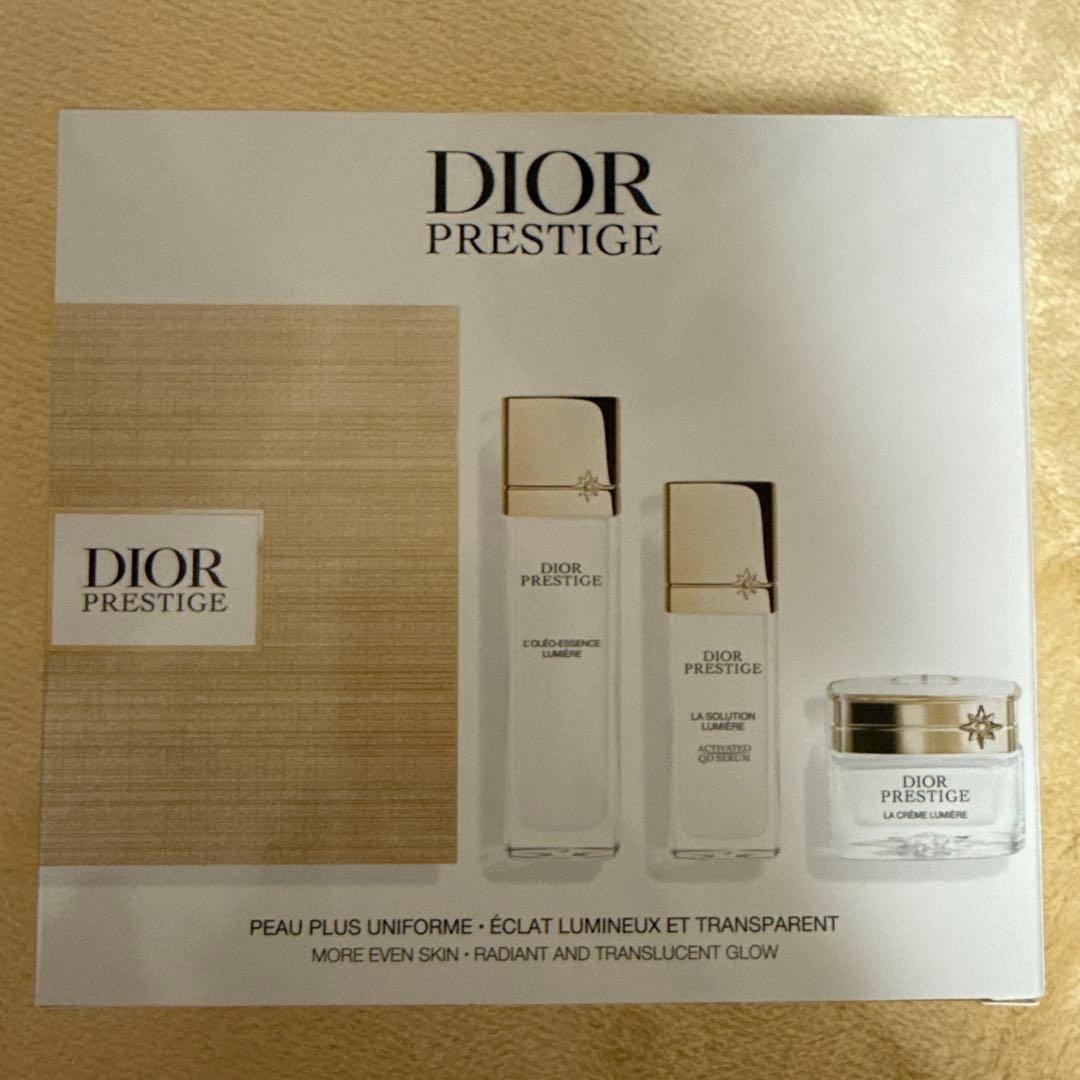 DIOR プレステージ ホワイトコフレ