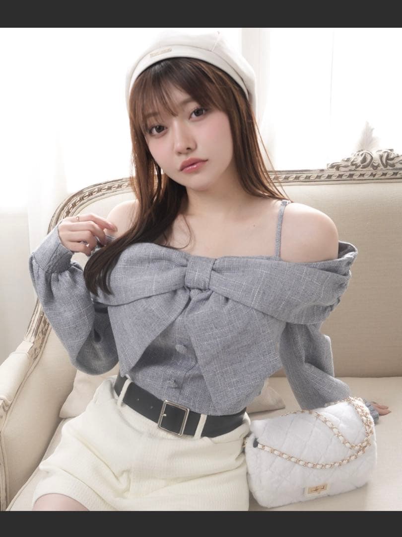 リボンオフショルロングスリーブトップス