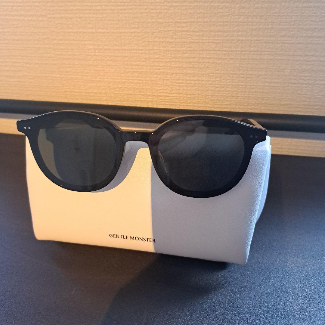 GENTLE MONSTER ブラックサングラス ケース付き