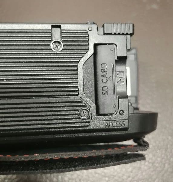 【Panasonic】 HC-WX970M 【4K対応ビデオカメラ】