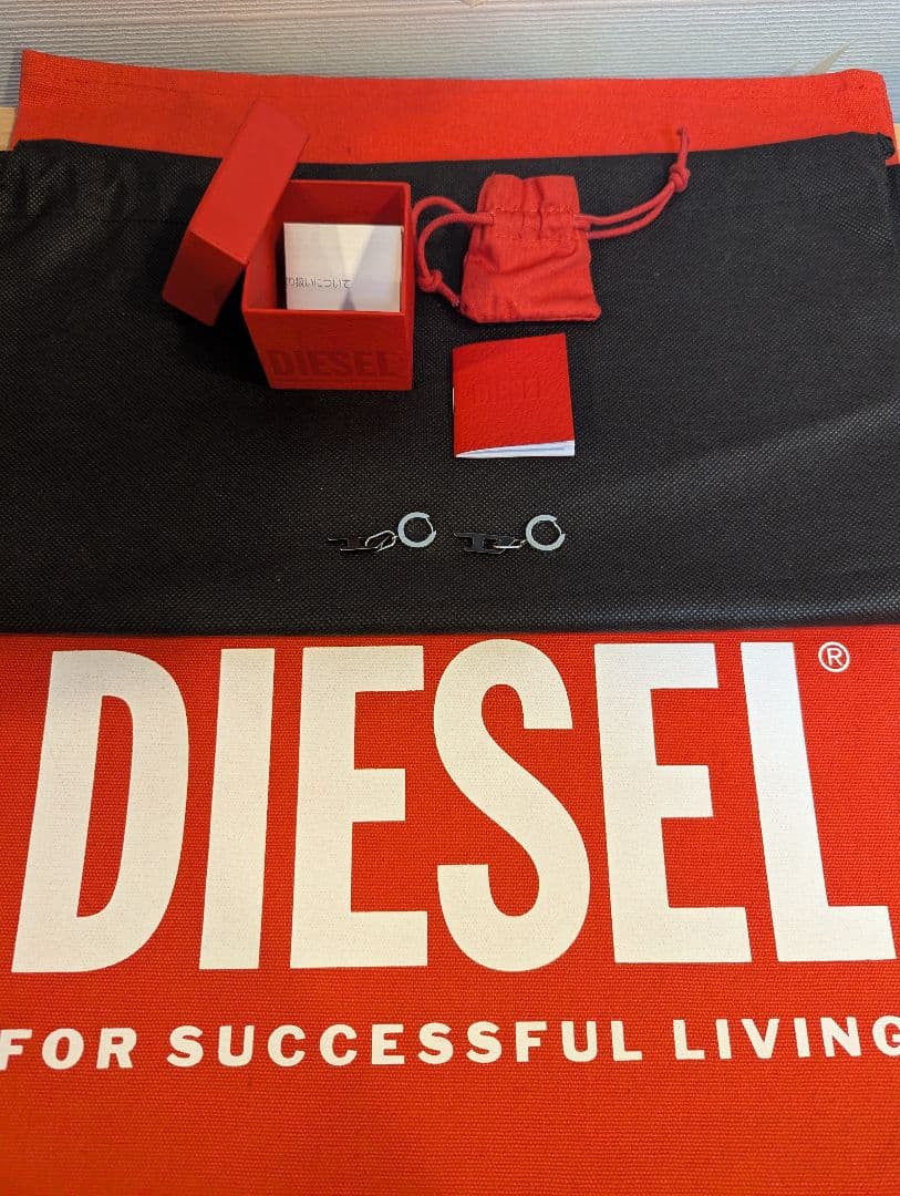 DIESEL 美品2個セット Dロゴ 両耳用ピアス