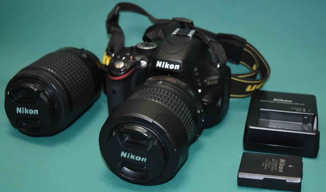Nikon D5100 デジタル一眼レフカメラ レンズ２本付き