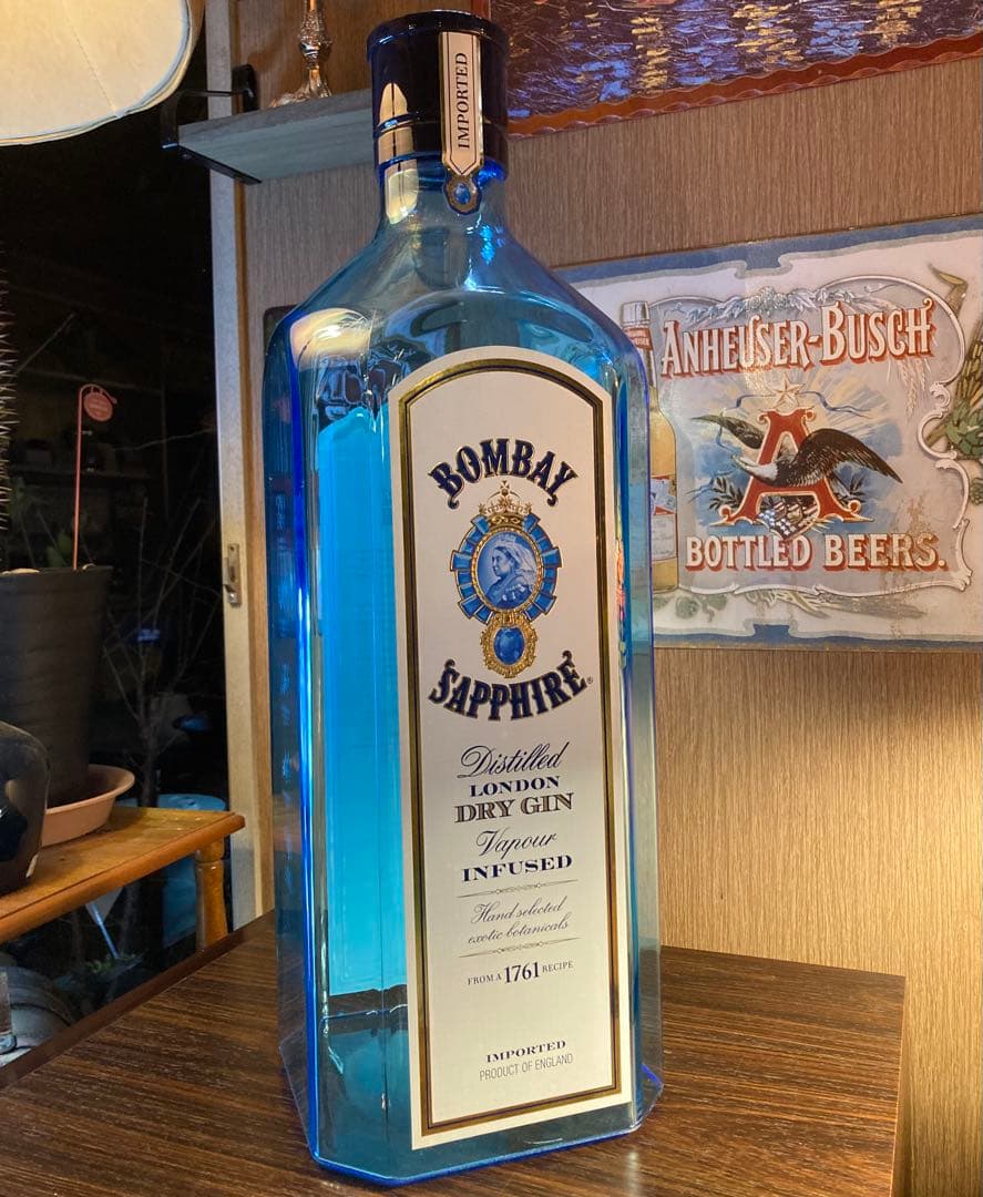 ボンベイサファイア 巨大 ディスプレイ 非売品 オブジェ 置物 イギリス ジン