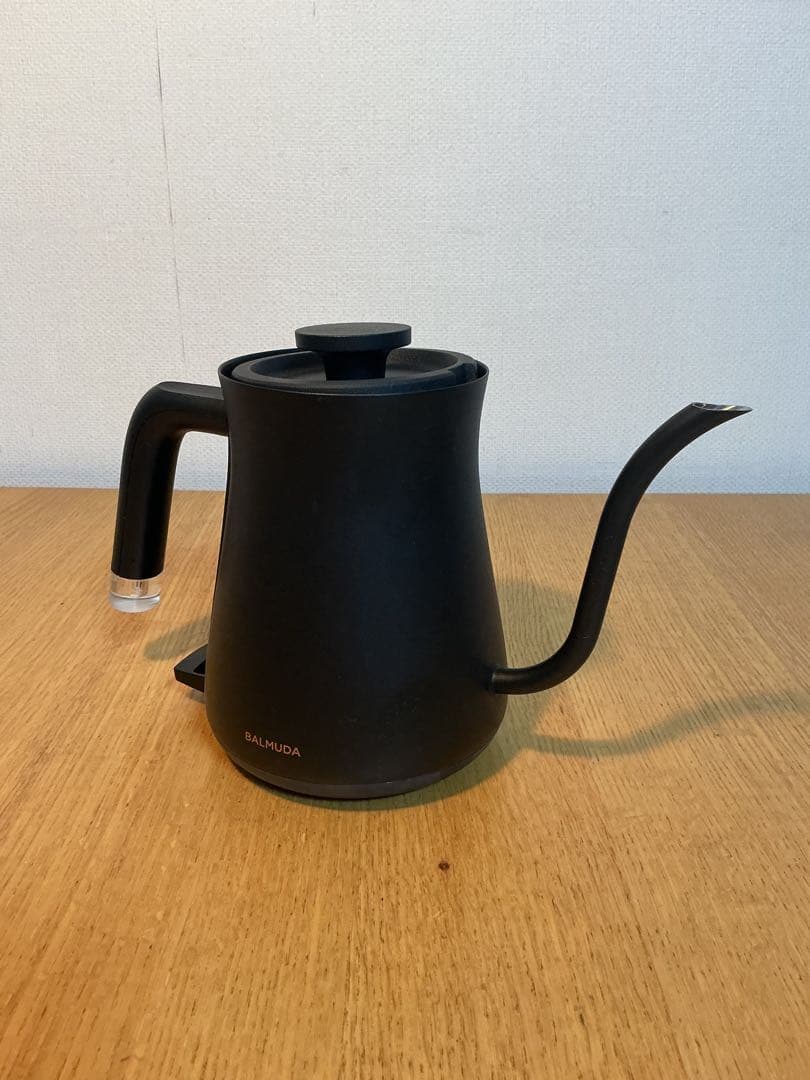 ☆オシャレ！バルミューダ電気ケトル　The PotK07A-BK超美品　送料無料