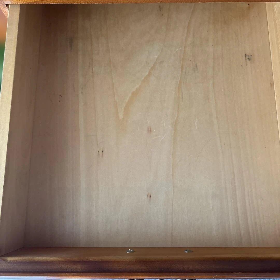 としちゃん ダニエル製木製ブラウンディスプレイキャビネット、食器棚