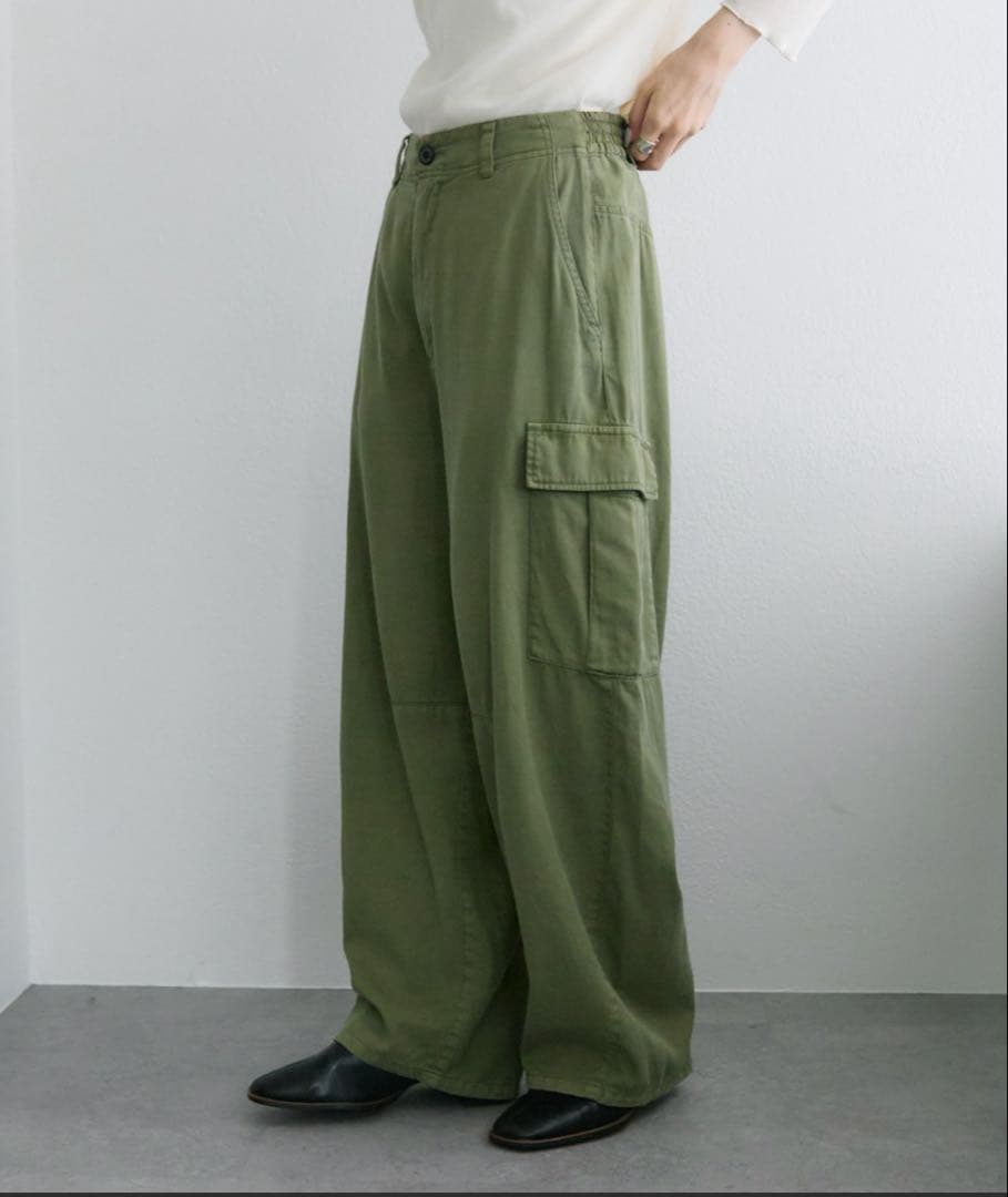 カーブシルエットカーゴパンツ