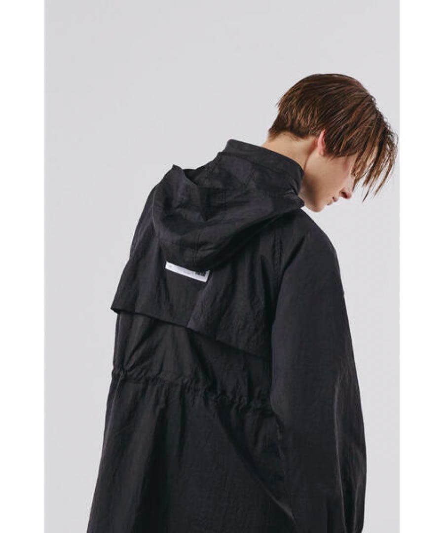 美品 NBB WEEKEND ナイロン撥水シワ加工 フルジップウインドコート