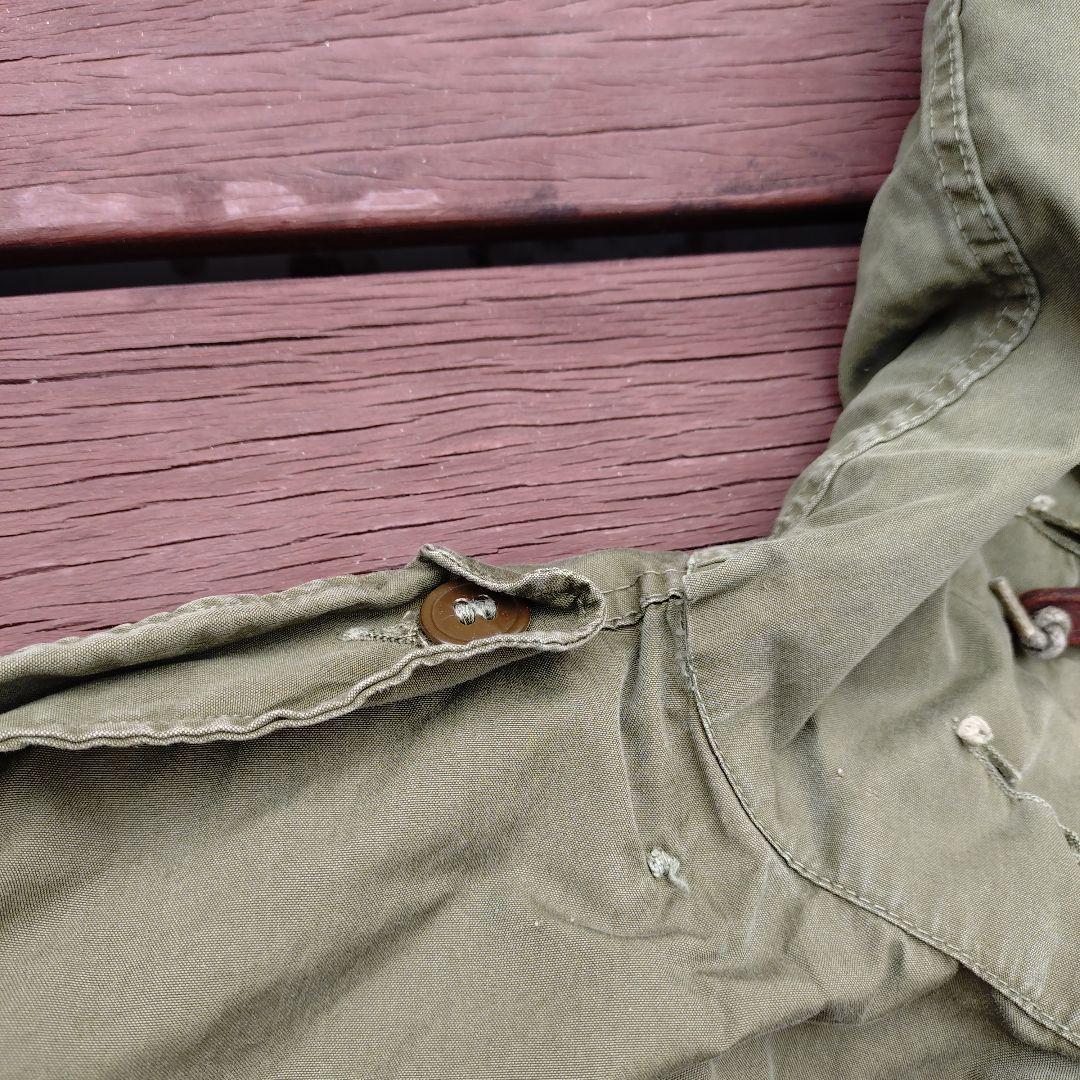 オリーブグリーン ミリタリージャケット