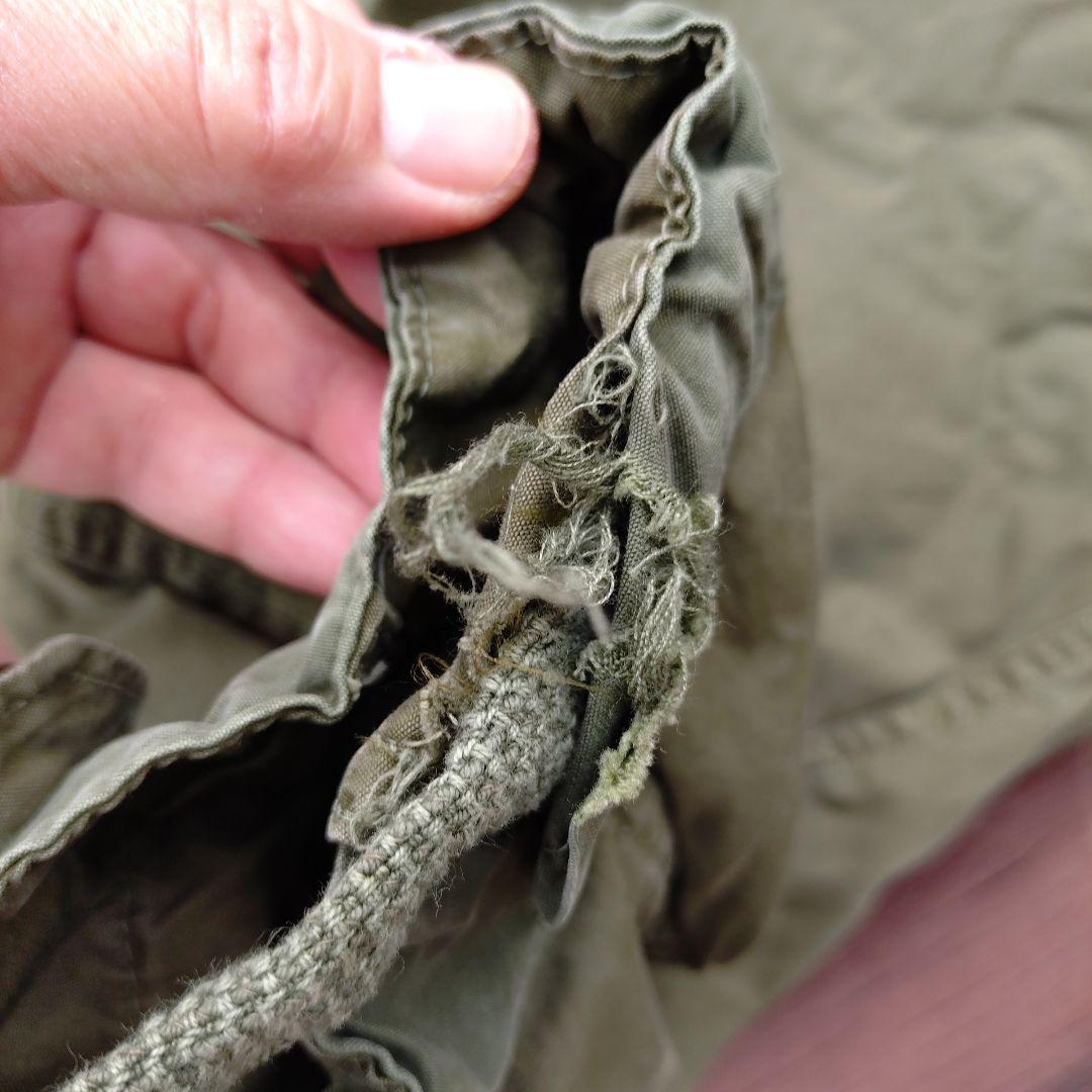 オリーブグリーン ミリタリージャケット