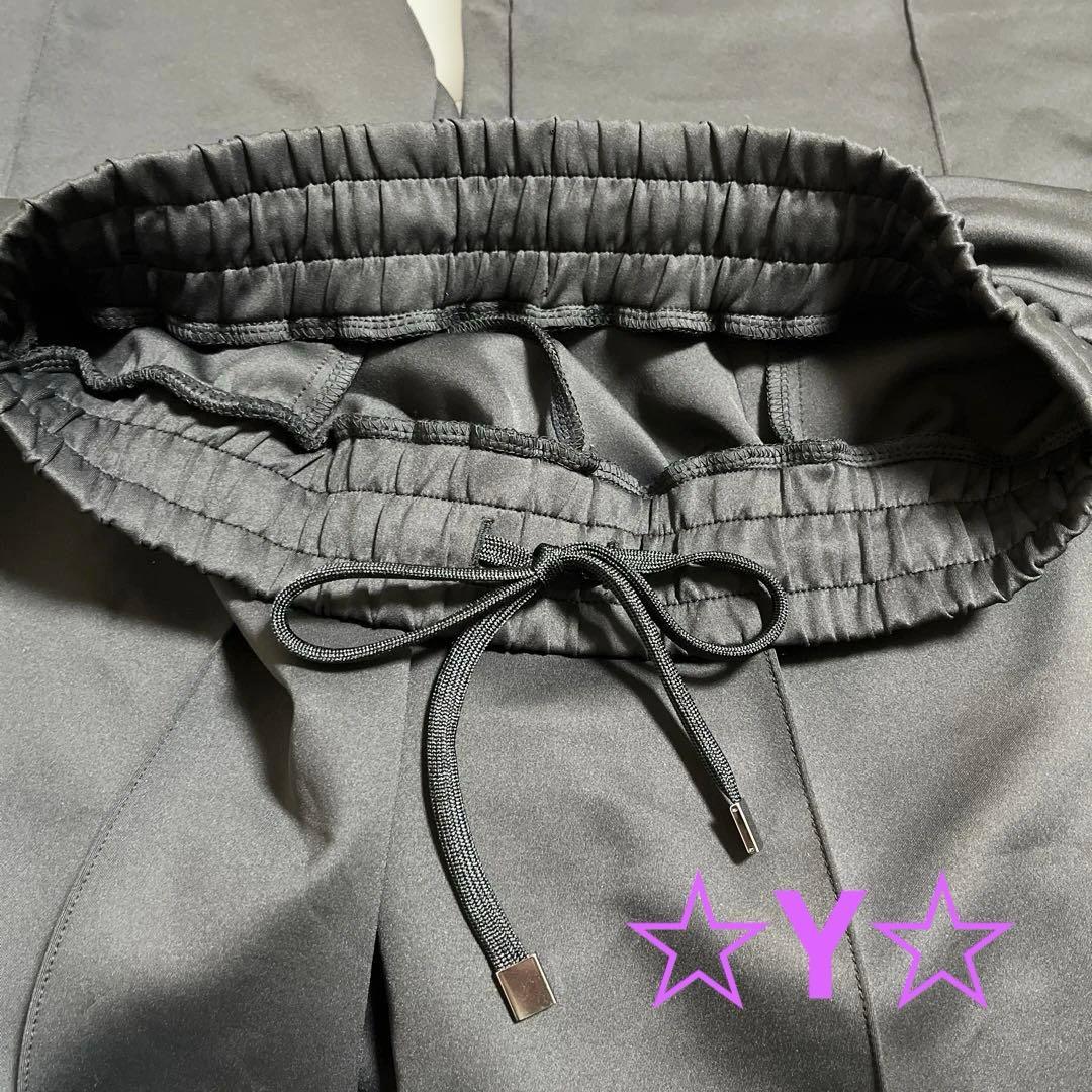 ADORE コンパクトダンボールパンツ ブラック 38