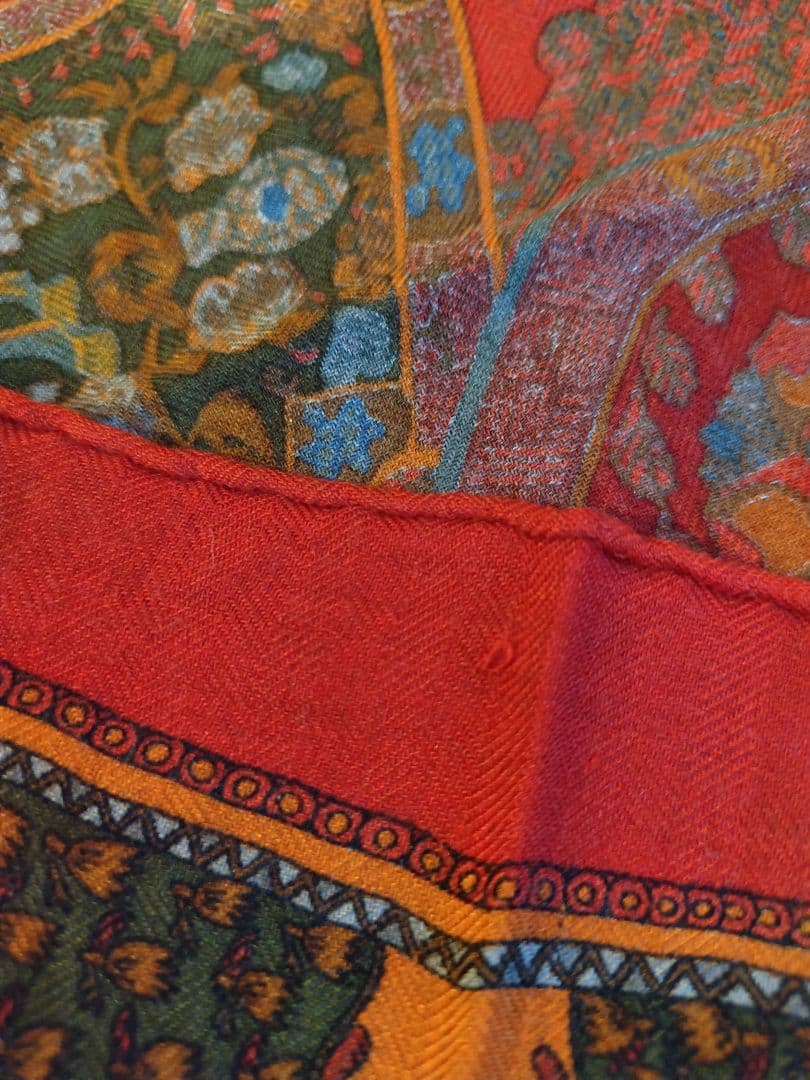 HERMES　エルメス　プチカレ　カシミアシルク　中古