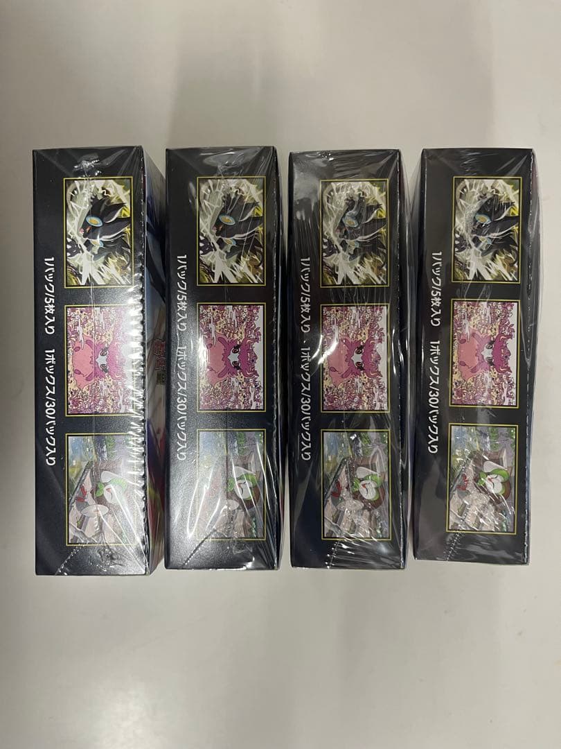 ゆ*き様 ムニキスゼロシュリンク付き4box 正規店で購入しました。