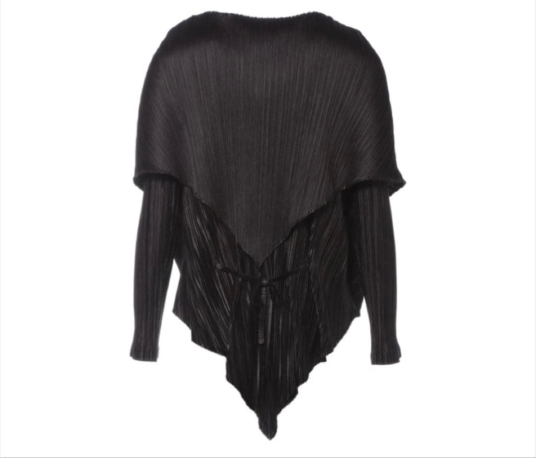 美品【プリーツプリーズ】イッセイミヤケ　3D 立体プリーツ　変形カーディガン　黒