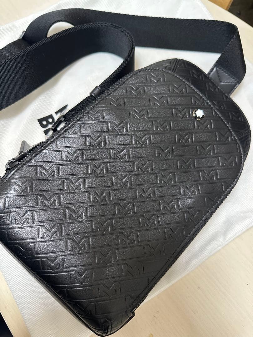 新品未使用/美品　Mont Blanc ショルダーバッグ　スリングバッグ
