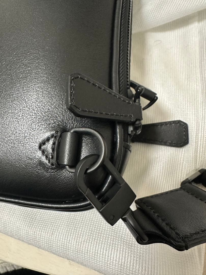 新品未使用/美品　Mont Blanc ショルダーバッグ　スリングバッグ