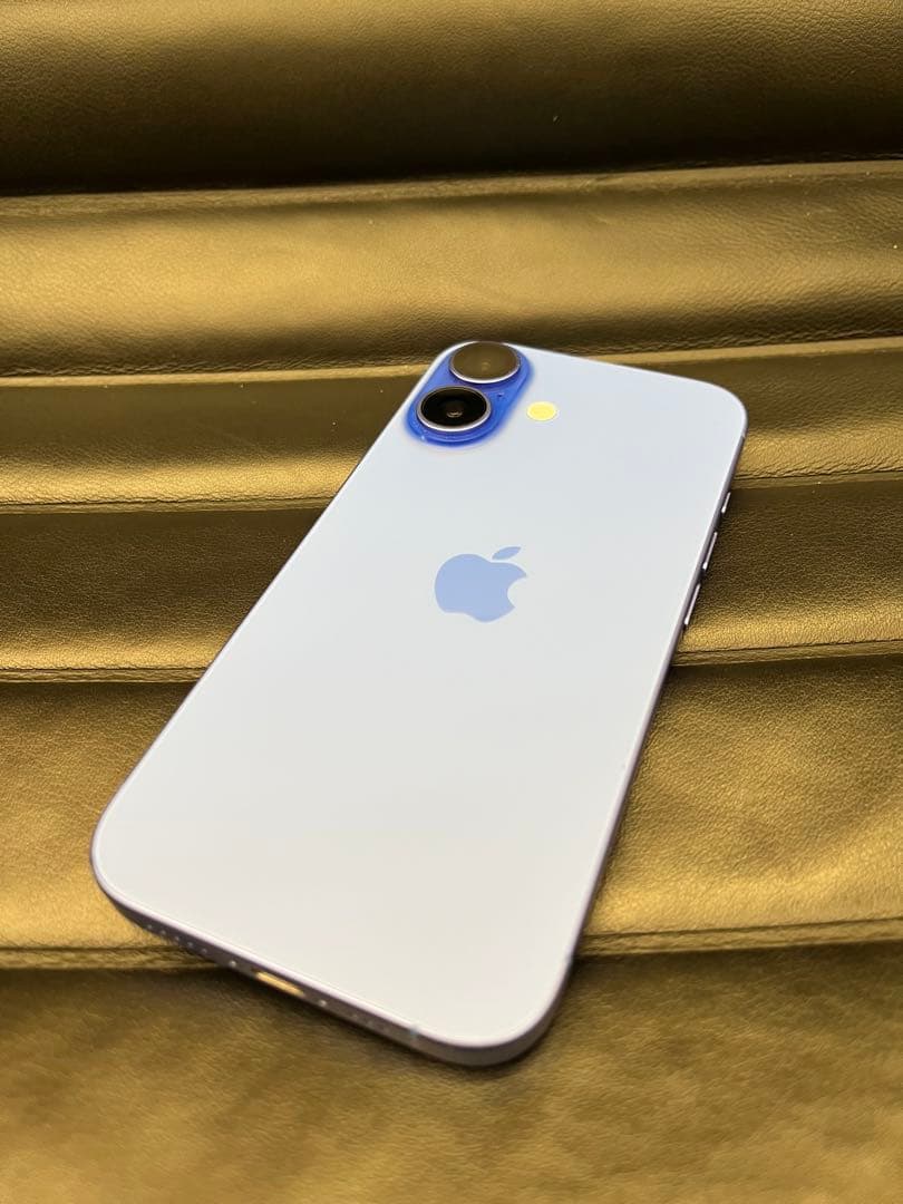 充電100%美品iPhone16 128GBウルトラマリンSIMフリー正規品