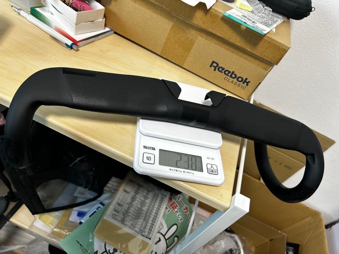 新品　エアロフライ2風　ドロップハンドル　カーボン　ケーブル内装　ロード　軽量