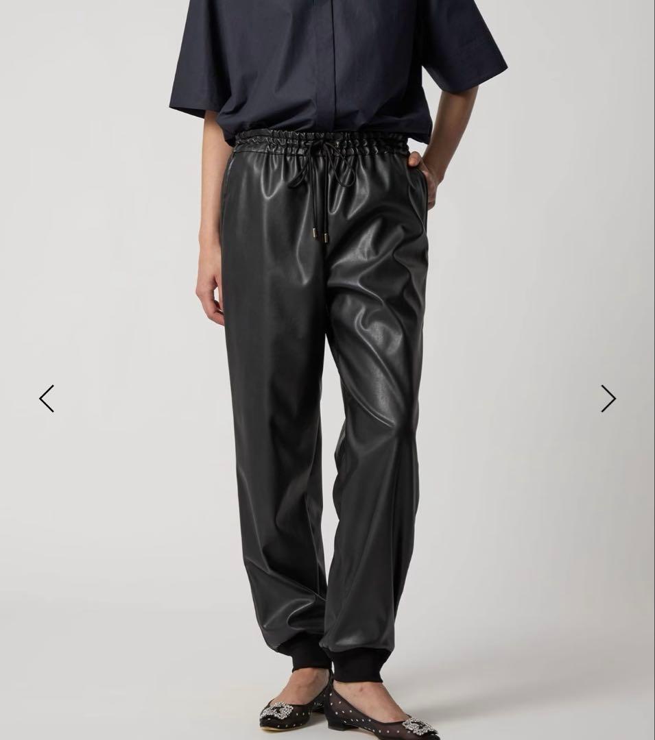 【新品未使用】ドゥロワー レザーライクトラックパンツ size34