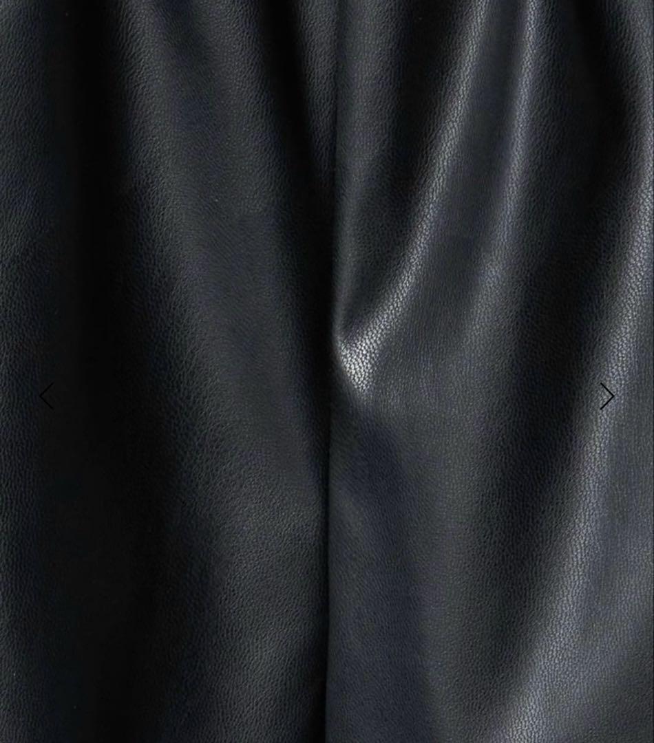 【新品未使用】ドゥロワー レザーライクトラックパンツ size34