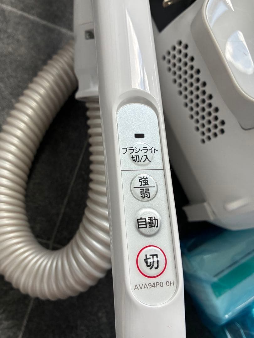 Panasonicプチサイクロン MC-SR590K パナソニック掃除機