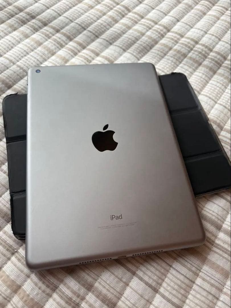 Apple iPad (第6世代) 128GB スペースグレー