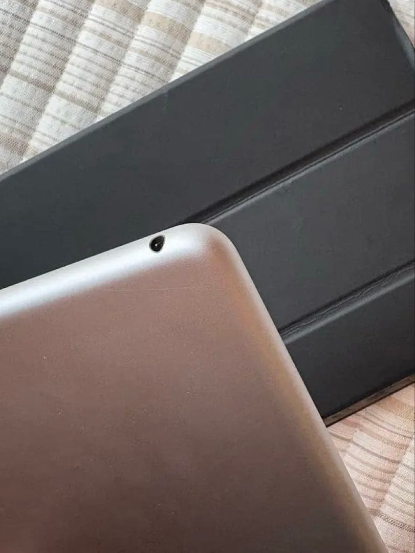 Apple iPad (第6世代) 128GB スペースグレー