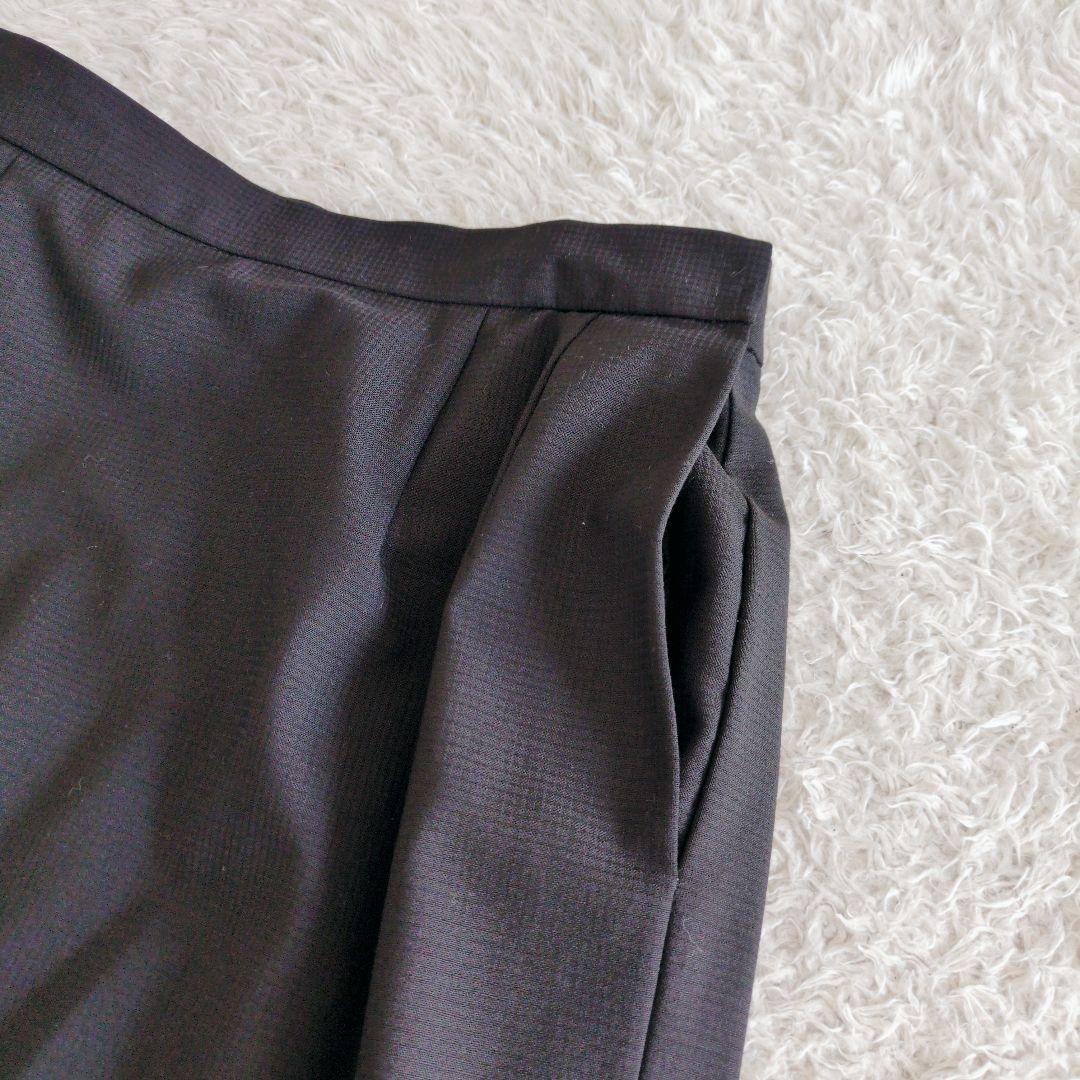 イヴサンローラン　ノーカラースカートスーツ　セットアップ　黒