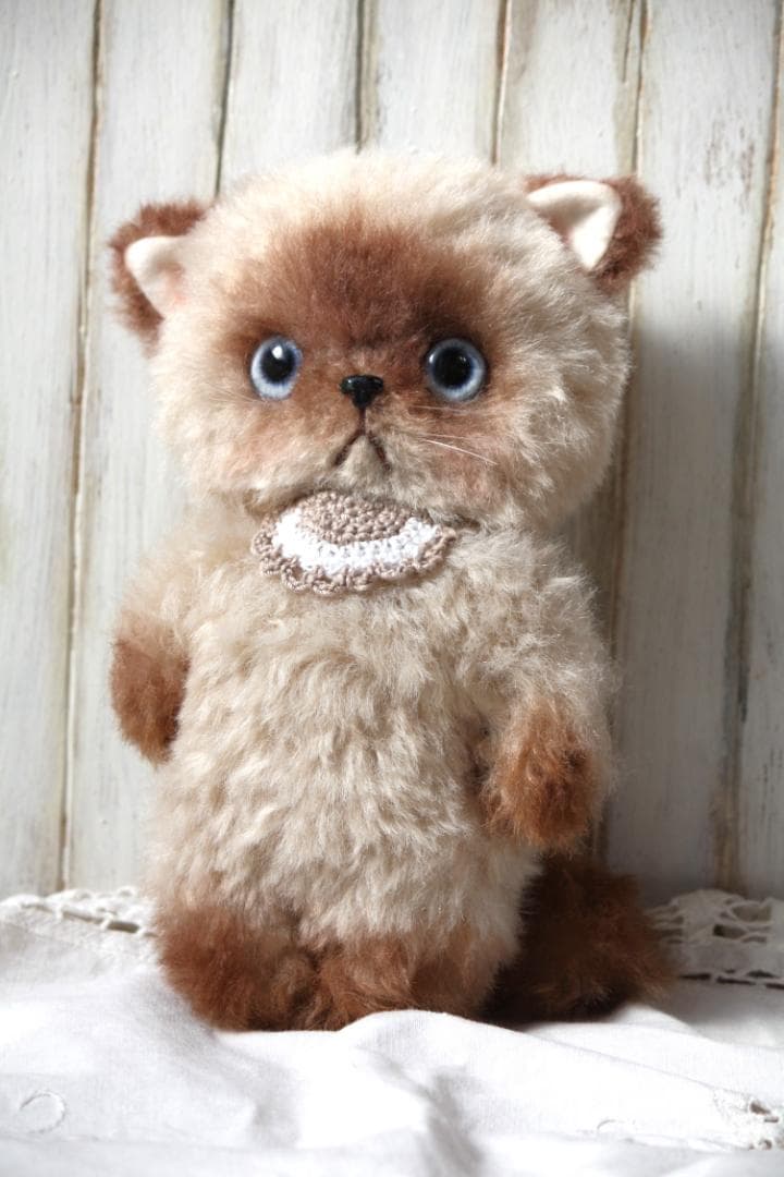 アートドール　ハンドメイド　フェイクファー　シャムの子猫　抱っこぬいぐるみ