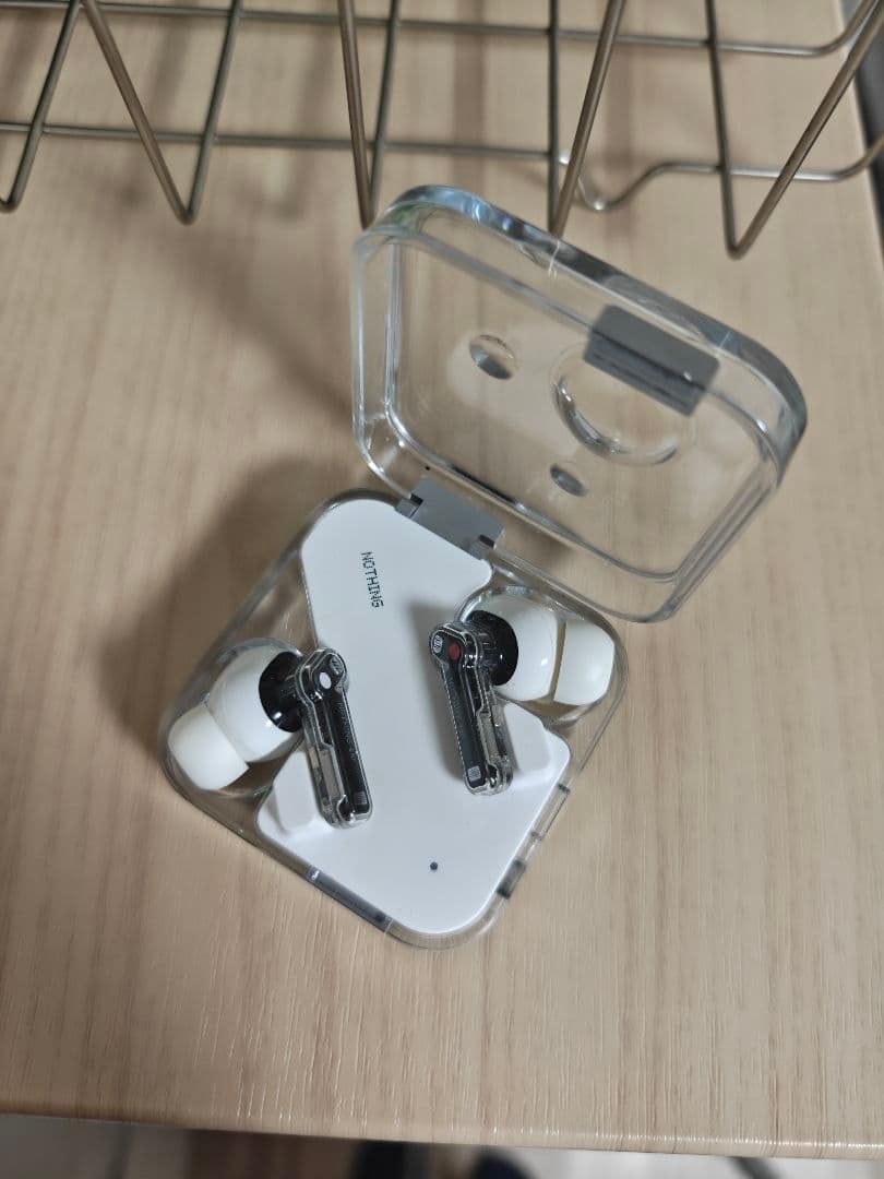 Nothing Ear （第3世代）　2024年モデル　定価22,800円