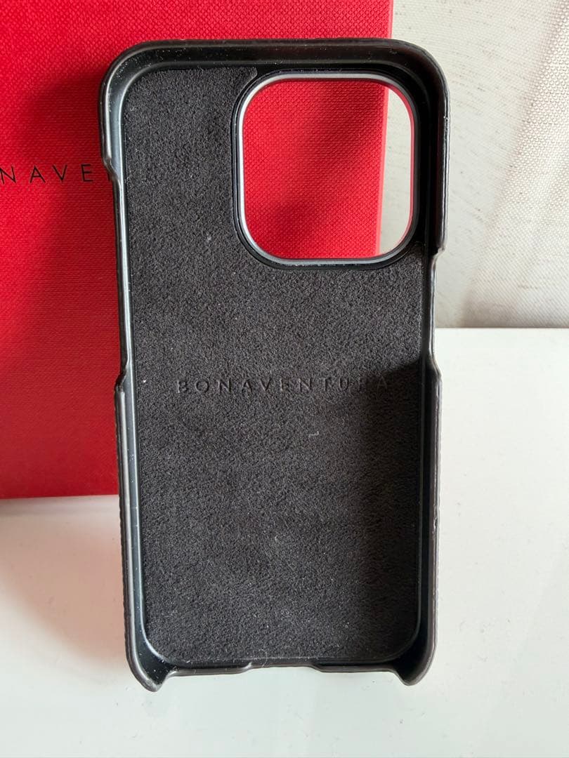 【美品】BONAVENTURA iPhone15proケース ベージュ レザー