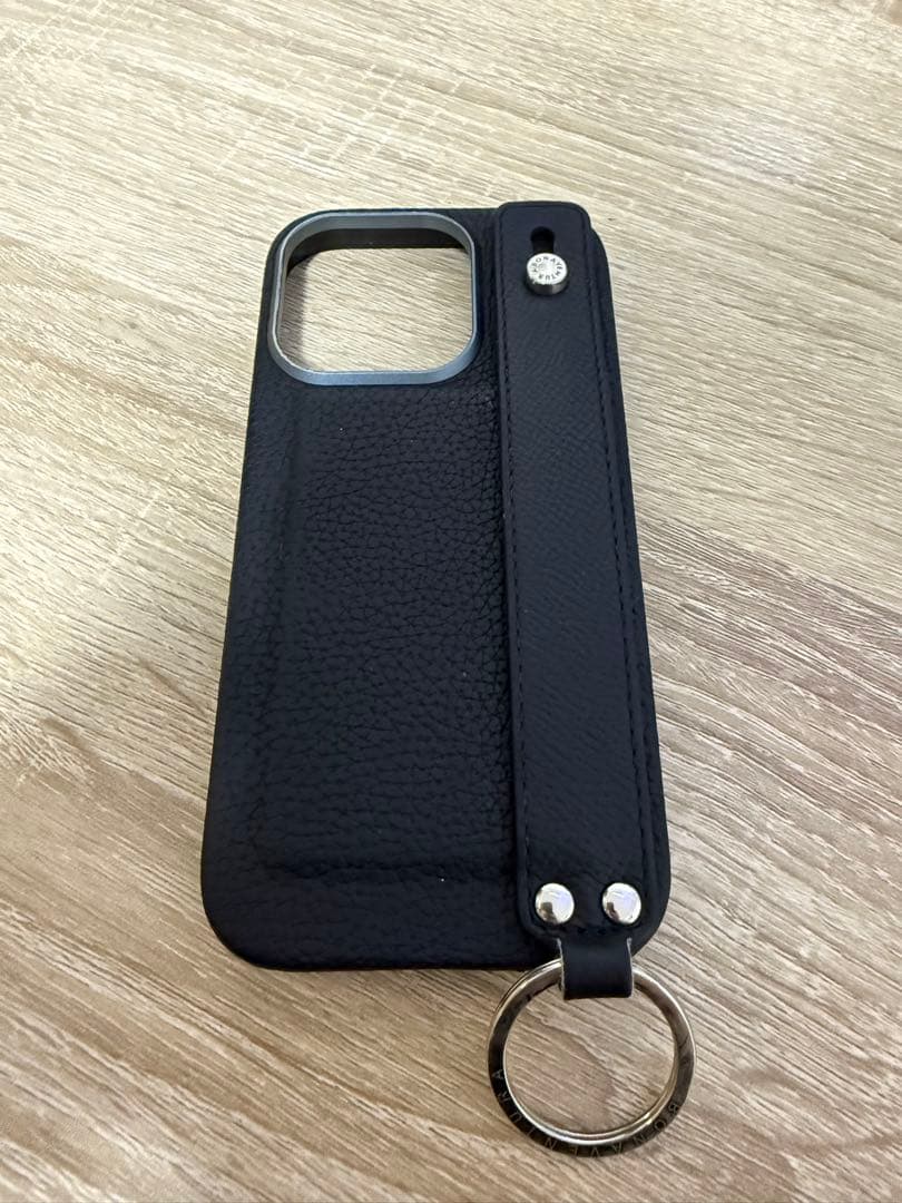 ボナペンチュラ iPhone16pro ケース 黒