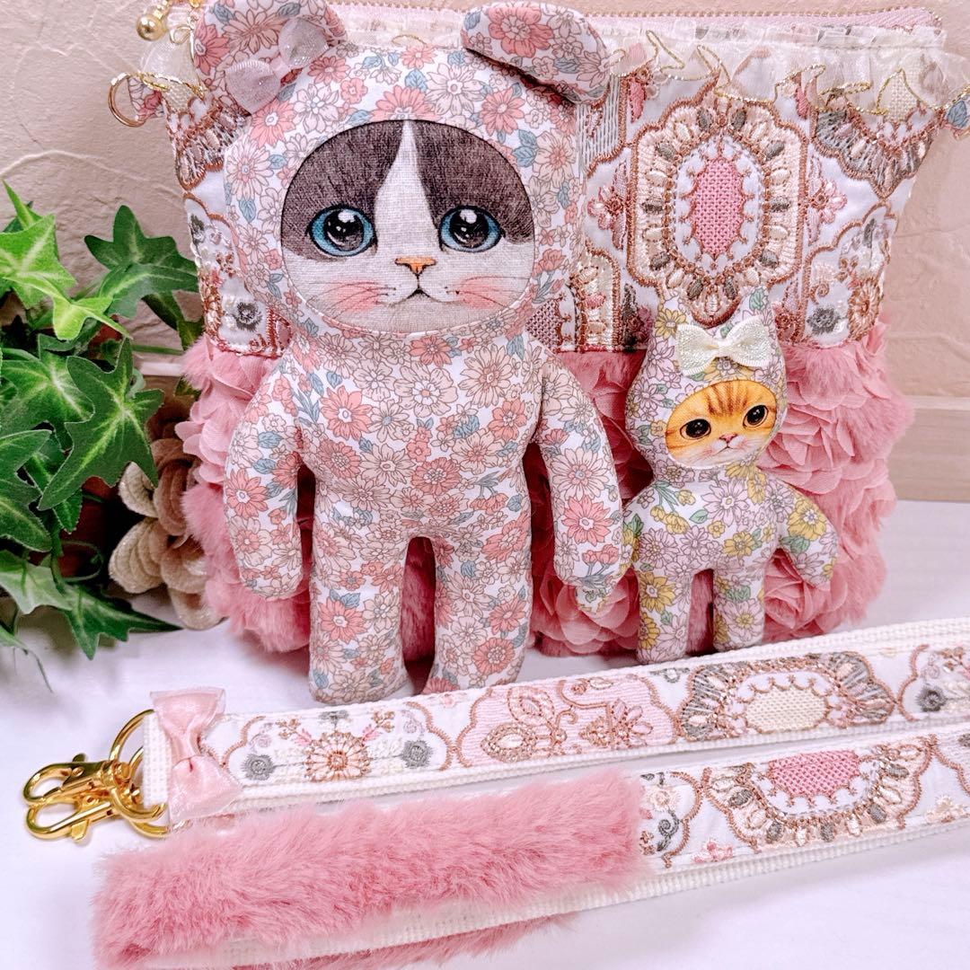 ゆ*ら様 コヤンイサムチョン♡インド刺繍×薔薇ファー！ミルクちゃんのファスナー付