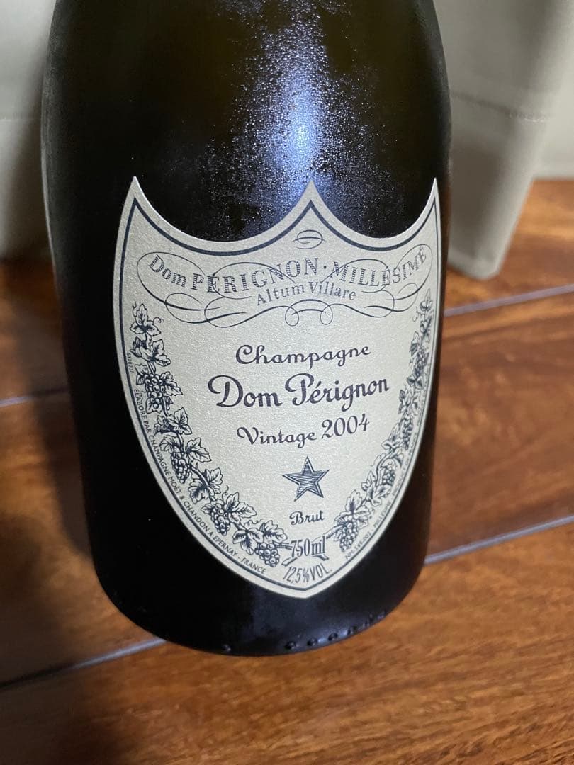 【シャンパン】ドン・ペリニヨン2004【セラー保管】クール便発送