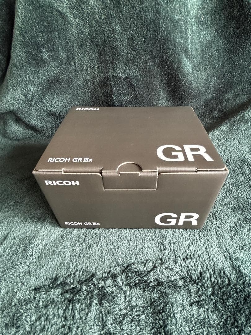 【新品未使用】RICOH GR IIIx 本体 一式