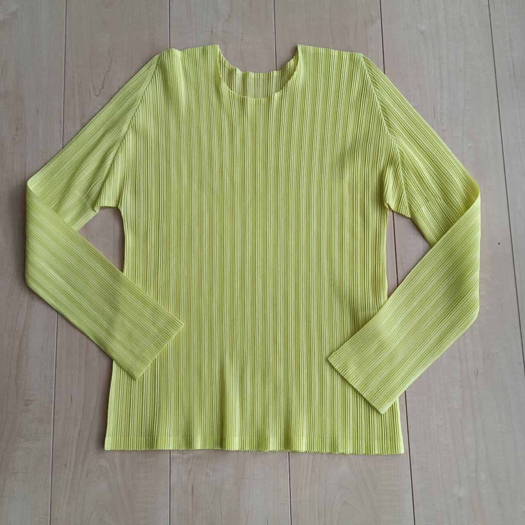プリーツプリーズ　爽やかレモンイエロー　丸首長袖トップス サイズ3