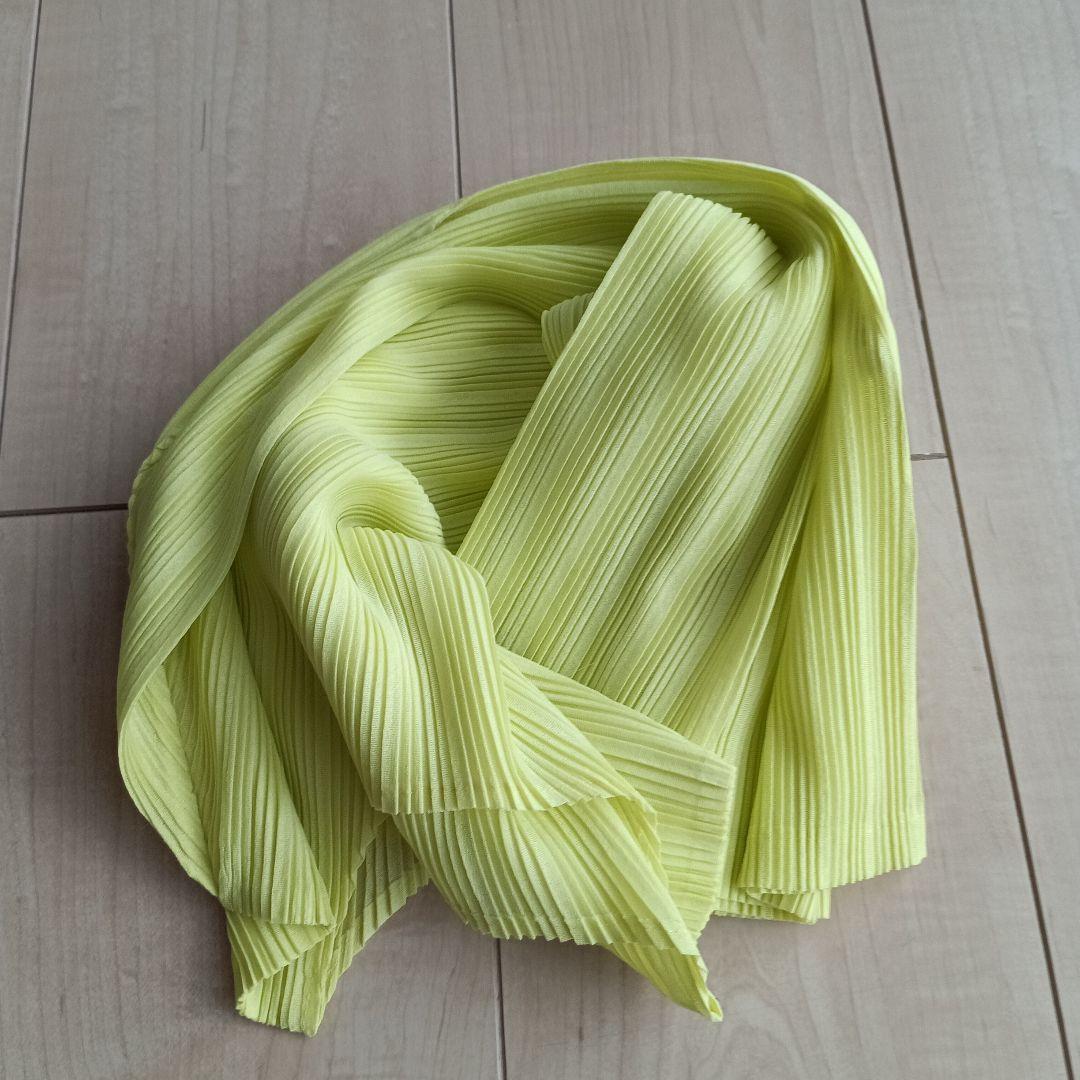 プリーツプリーズ　爽やかレモンイエロー　丸首長袖トップス サイズ3