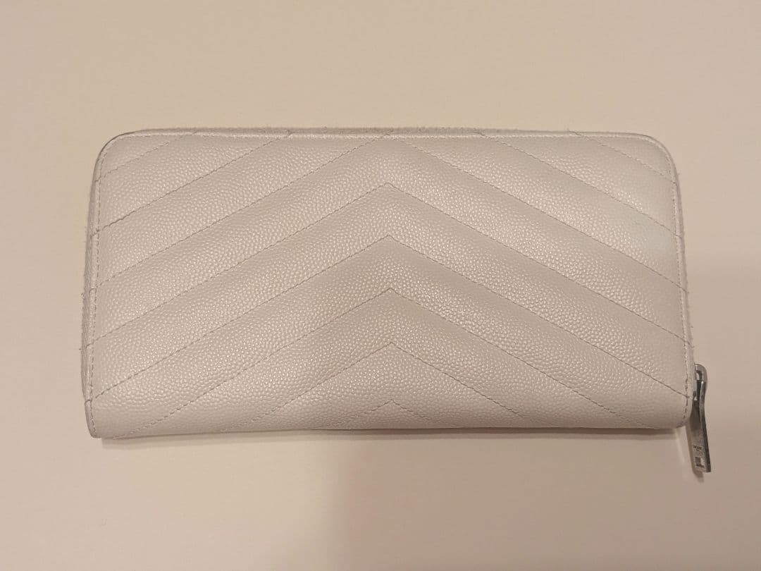 YSL ホワイト キルティング 長財布