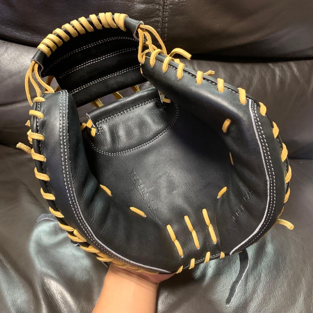 atoms アトムズ　硬式キャッチャーミット