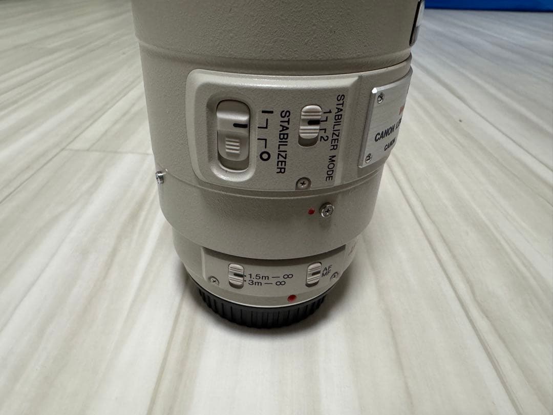 ■極美品■ CANON EF300mm F4L IS USM